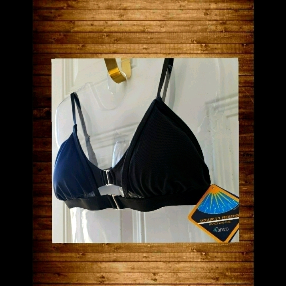 Fabletics Bikini top - Picture 2 of 9